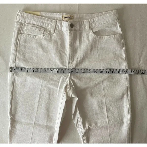L'AGENCE Nadia High Rise Crop Straight Jean in Blanc Size 31